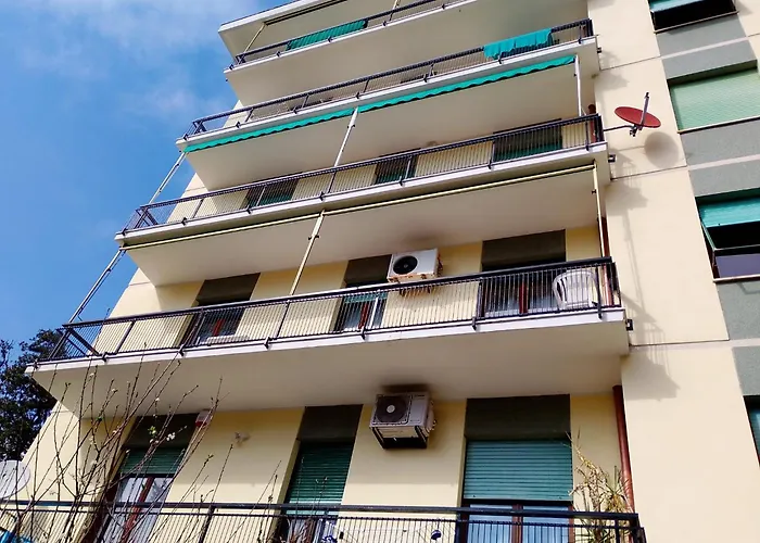 Casa Acerbi Priaruggia Nyaraló *