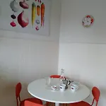 Casa Acerbi Priaruggia Tatil Evi *
